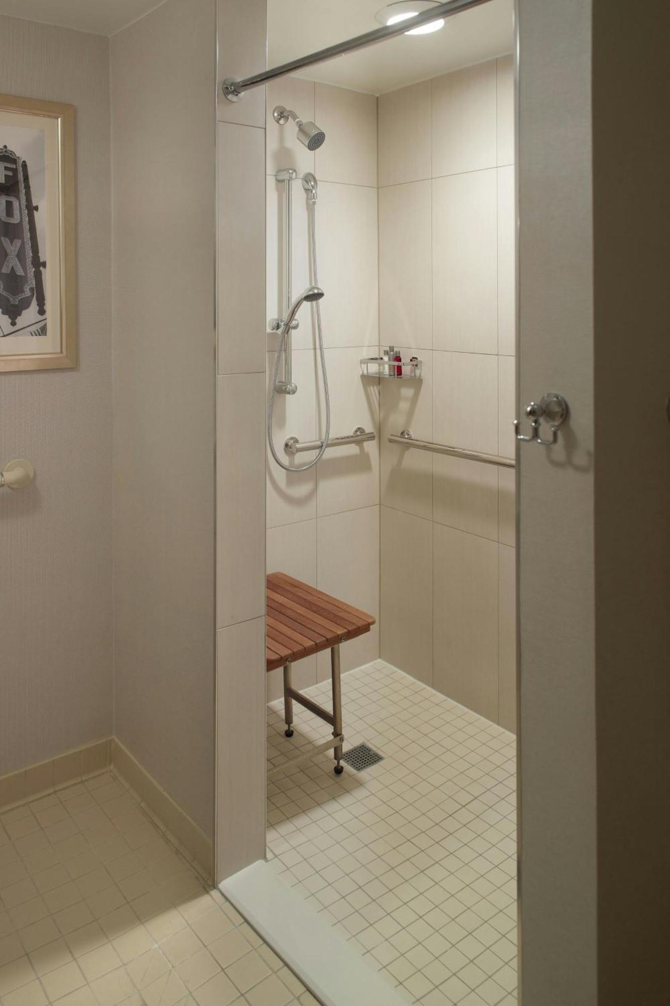Atlanta Marriott Suites Midtown Zewnętrze zdjęcie